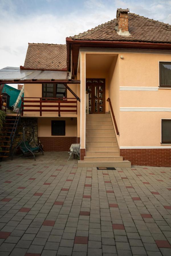 Apartament Panoramic la casa in comuna Răşinari Esterno foto