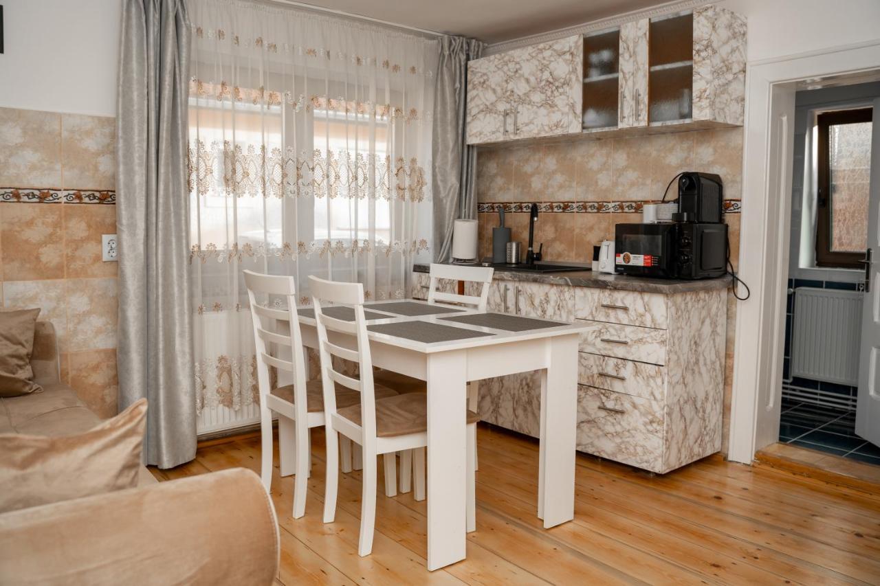 Apartament Panoramic la casa in comuna Răşinari Esterno foto